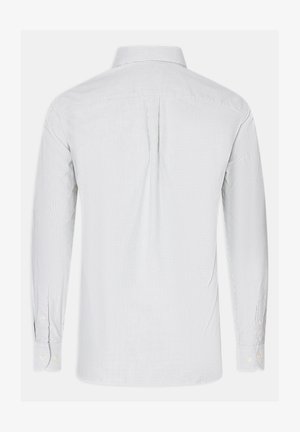 Weiße und hellgraue gestreifte Langarmbluse mit klassischem Kragen, Knopfmanschetten und einem zentralen Rückenpasse. Glatte Textur.