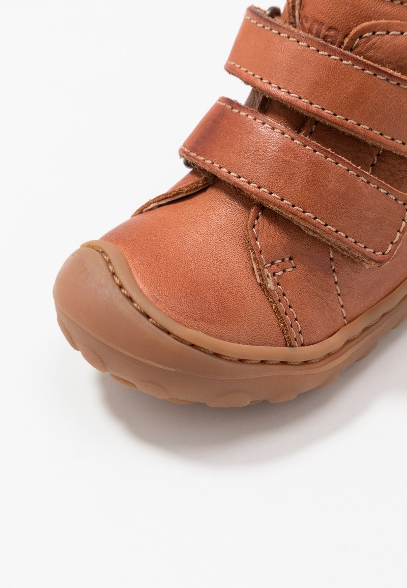 Kinder Klettschuhe | Bisgaard GERLE Lauflernschuh cognac - DQ87445 Kinder Klettschuhe | Bisgaard GERLE Lauflernschuh cognac - DQ87445