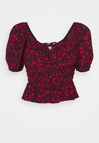 Blusa floreale rossa e nera con maniche a sbuffo, vita arricciata e scollatura quadrata. Presenta piccoli fiori su uno sfondo scuro.