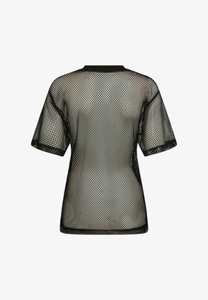 Schwarzes Netz-T-Shirt mit kurzen Ärmeln, das ein Rautenmuster aufweist. Das Kleidungsstück hat einen runden Halsausschnitt und einen lockeren Schnitt für Atmungsaktivität.