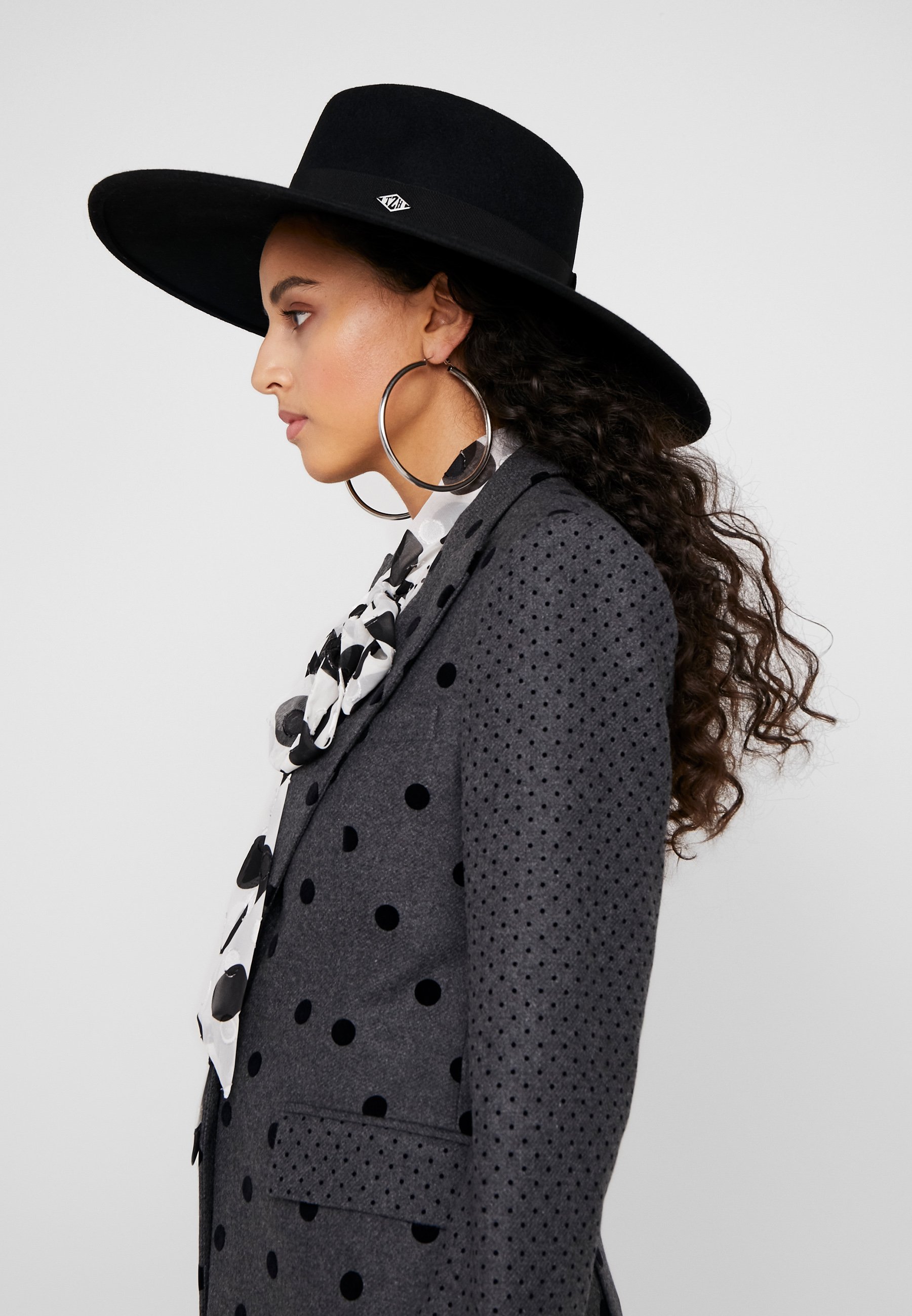 tommy x zendaya zalando