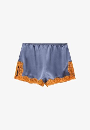Shorts da donna in seta blu con bordo in pizzo arancione lungo i lati e l'orlo, caratterizzati da una trama liscia e lucida.