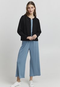 Oxmo OXKike - Strickjacke - black