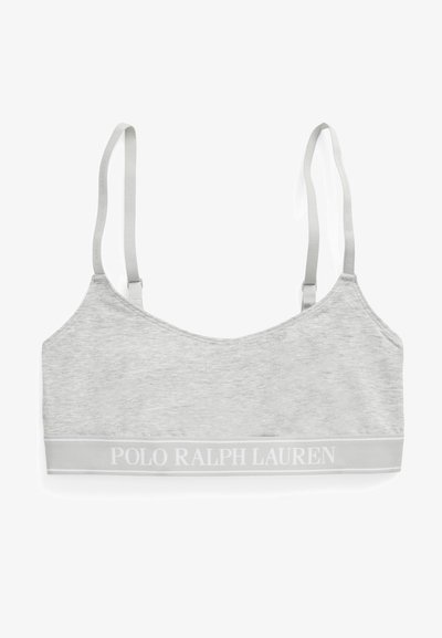 Bralette gris con una textura suave, que presenta tirantes delgados ajustables y una banda acanalada con "POLO RALPH LAUREN" en blanco.