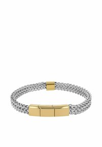 Pulsera de plata tejida que presenta tres acentos rectangulares dorados brillantes. El diseño es elegante con una superficie texturizada, lo que añade interés visual.