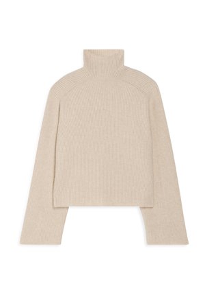 Maglione beige a coste con colletto alto, maniche lunghe e un design aderente, caratterizzato da un motivo a maglia testurizzato.