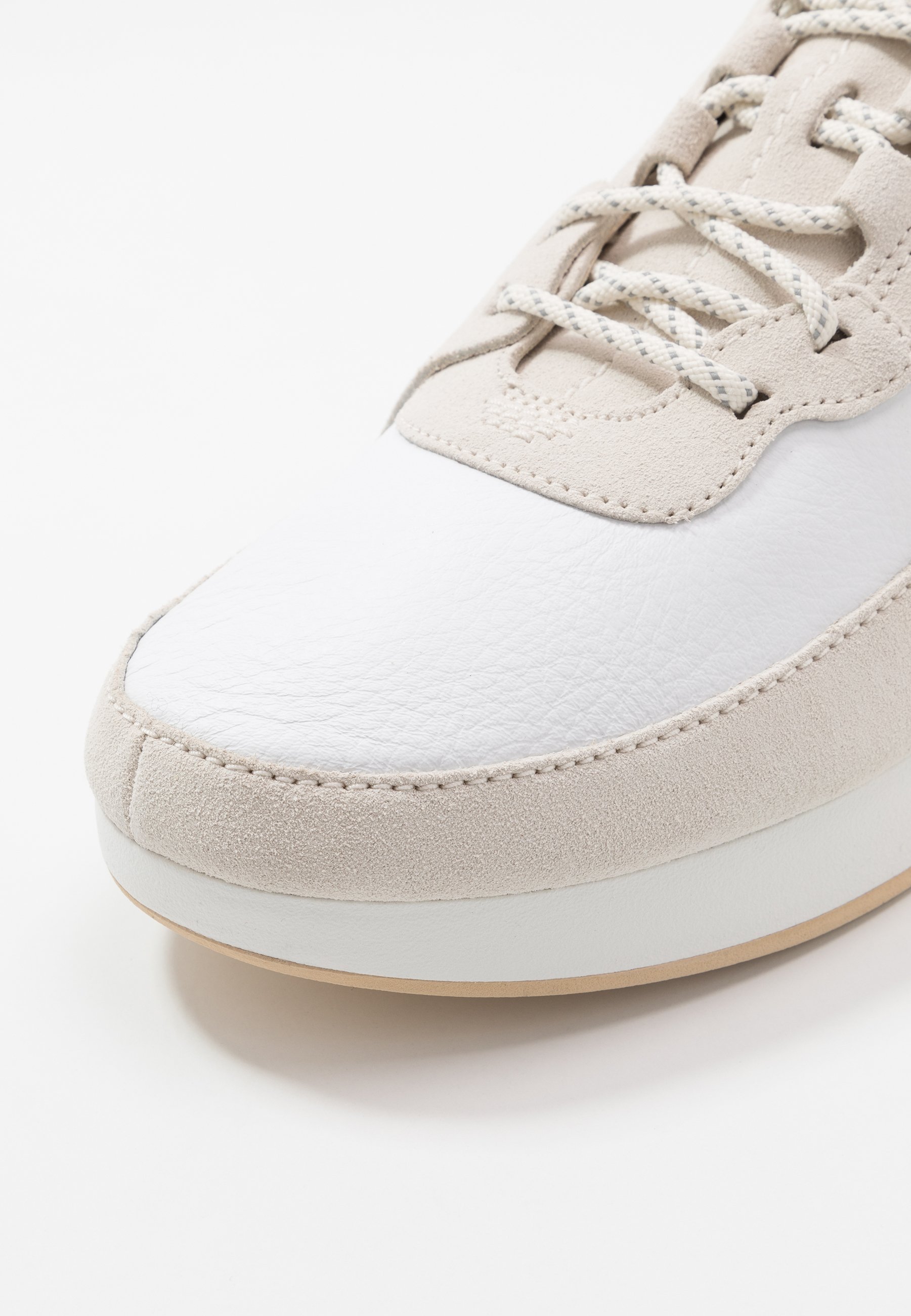 Clarks Originals KIOWA PACE Joggesko white Zalando.no Clarks Originals KIOWA PACE Joggesko black Zalando.no