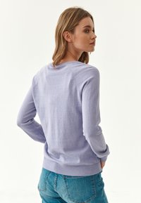 TATUUM BASKO - Sweter