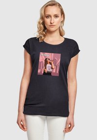 Merchcode GRAND - SAN ANTONIO EXTENDED SHOULDER TEE - Triko s potiskem - navy