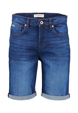 Dunkelblaue, aufgerollte Jeansshorts mit Fronttaschen, Münztasche und Knopfverschluss, am Bund mit dem Label Lindbergh versehen.