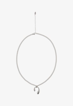 Srebrny naszyjnik z łańcuszkiem i wypolerowanym, abstrakcyjnym zawieszką w kształcie podkowy oraz regulowanym zapięciem.