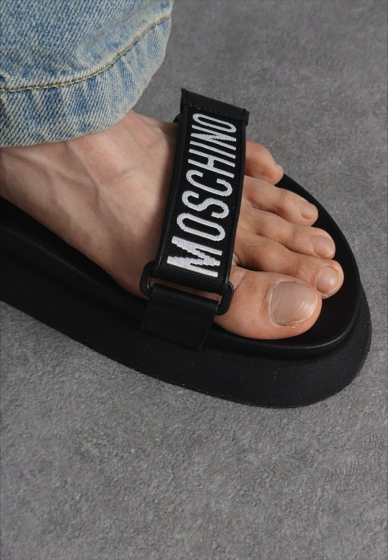 MOSCHINO Sandals - nero/black - Zalando.co.uk