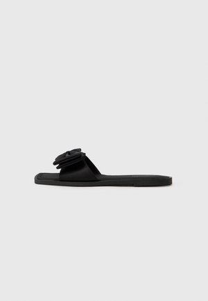 Slippers - black