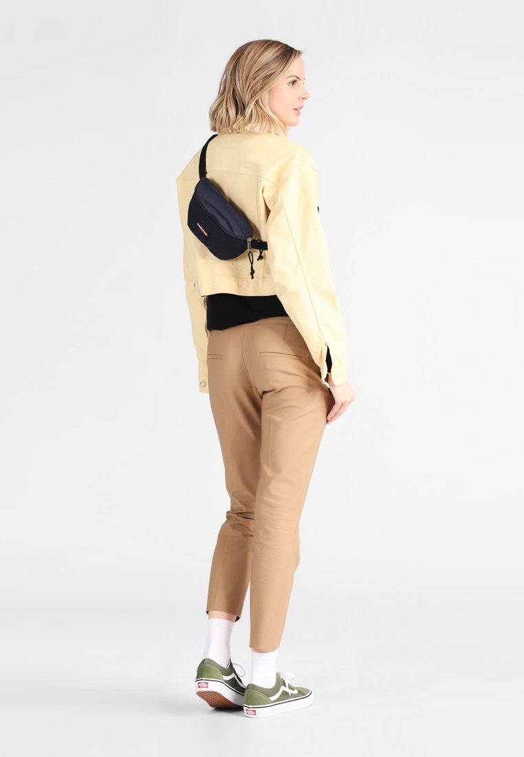 Eastpak SPRINGER - Riñonera - cloud navy