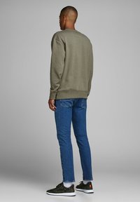 Jack & Jones Sudadera - dusty olive