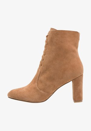 mint&berry, Bottines à lacets - camel