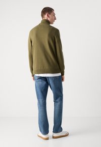 GANT CASUAL HALF  - Strickpullover - juniper green