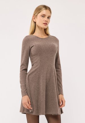 Terranova, - Sukienka dzianinowa