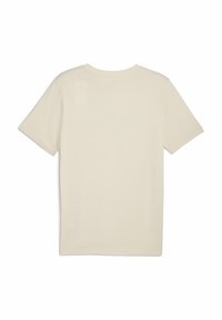 Beige kortærmet skjorte i en blød bomuldsblanding, der har en klassisk crew neck og en afslappet pasform uden synlige logoer eller mønstre.