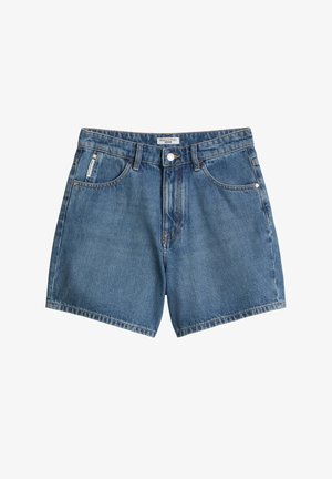 Blaue Denim-Shorts mit Frontknopf und Reißverschluss, Gürtelschlaufen und Fronttaschen, mit dem Label Marc O’Polo Denim.