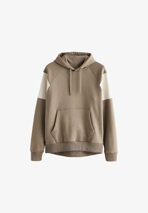 Kapuca siva majica u taupe boji s kontrastnim bijelim ramenima, prednjim kengur džepom te rebrastim rubom i manžetama. Mekana tkanina.