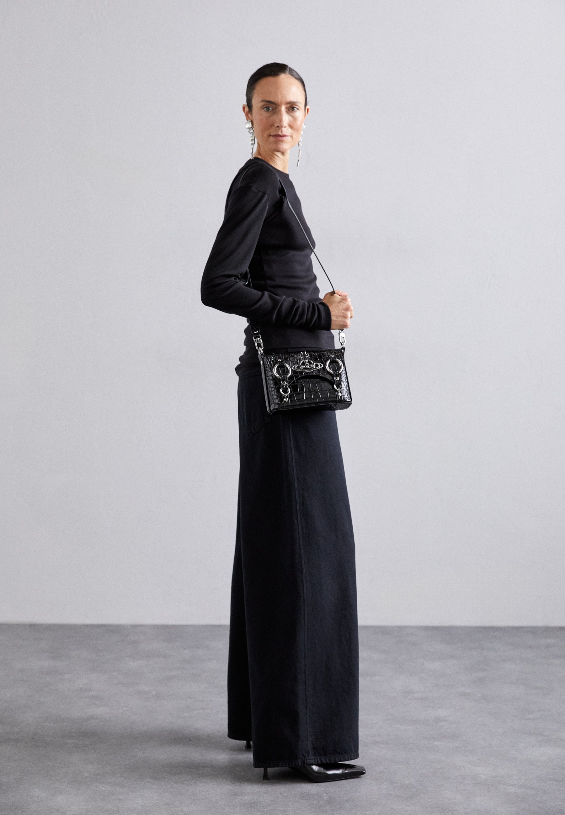 Vivienne Westwood KIM CROSSBODY - Cross body bag - black