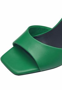 Marco Tozzi Sandales classiques / Spartiates - green