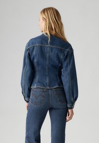 Levi's® SCULPTED TRUCKER - Τζιν μπουφάν - wonderlust no tack