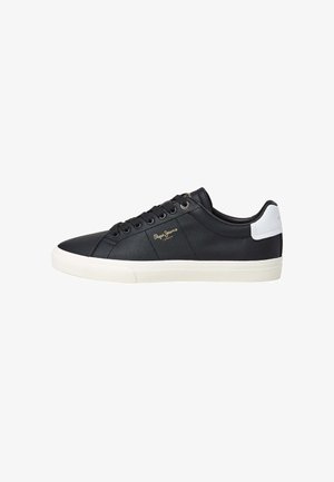 Sneakers - black