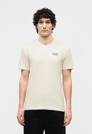EA7 Emporio Armani TRAIN CORE TEE  - Navadna majica - sugar swizzle