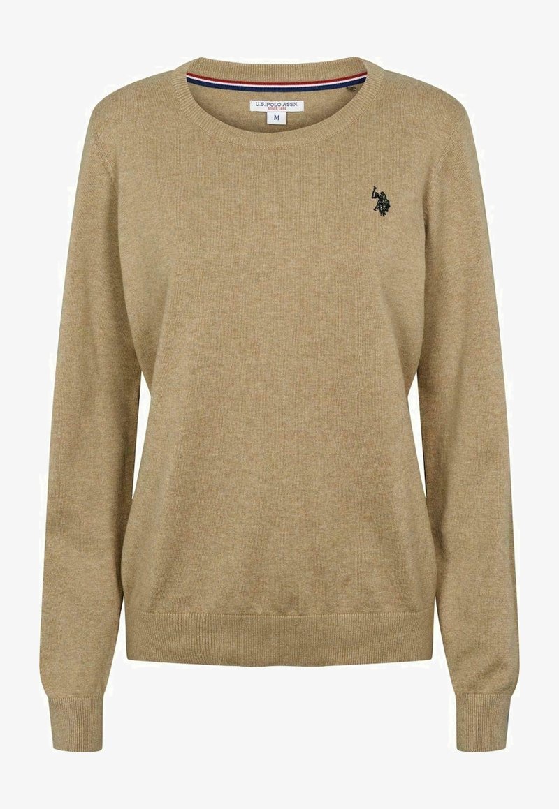 Pull beige col rond à manches longues, petit logo noir de joueur de polo sur la poitrine gauche, avec poignets et ourlet côtelés.