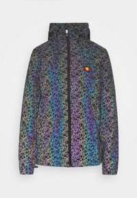 Färgglad lättviktsjacka med ett geometriskt mönster i nyanser av blått, lila och svart, med huva och dragkedjeförslutning framtill.