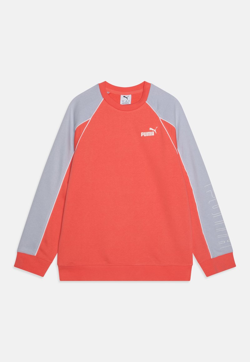 Felpa color corallo con maniche raglan grigie. Presenta un piccolo logo bianco sul petto e cuciture bianche decorative lungo le maniche.