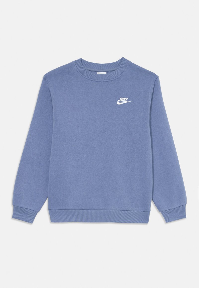 Modra Nike sweatshirt s krožnim ovratnikom, rebrastimi manšetami in robom. Na zgornjem levem delu prsnega koša se nahaja bel Nike logotip. Mehka tekstura tkanine.