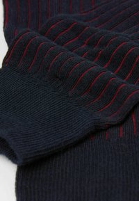 IUMAN Intimissimi Uomo - Skarpety