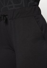 ONLY Play Teplákové kalhoty - black