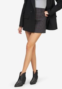 Miriade ELVIS - Botines camperos - nero