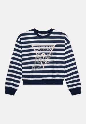 Navy i biały paskowany krótki sweatshirt, z trójkątnym logo w kolorze różowym z metalicznymi literami oraz ozdobami wzdłuż dolnego brzegu.