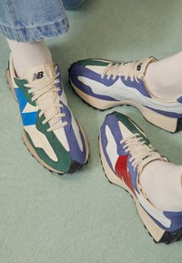 Não selecionado, team forest green