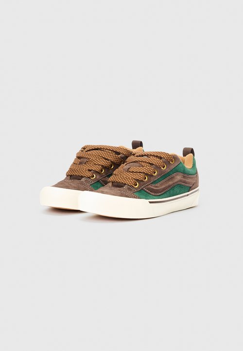 Vans KNU SKOOL UNISEX - Skate shoes - brown/green — foto 2