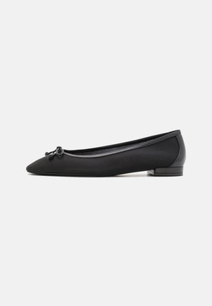 Stuart Weitzman ARABELLA czarny