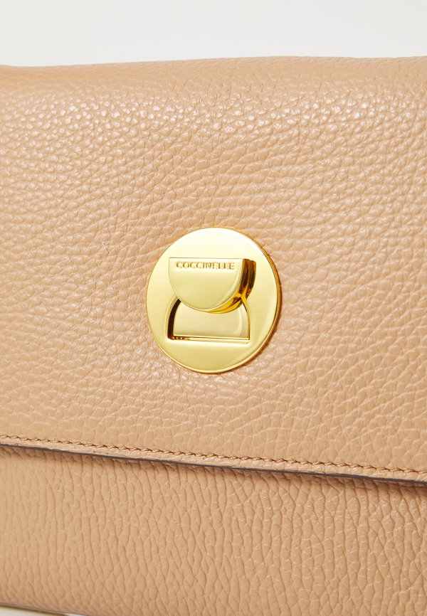 LIYA - Cross body bag - skin gazpacho3