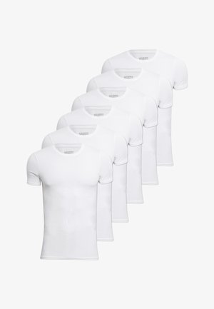 Hvid kortærmet t-shirt og matchende boxershorts lavet af et glat, strækbart stof, med en rund halsudskæring og en tætsiddende pasform.
