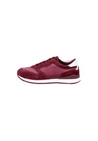 Maroon athletic shoe made of suede and mesh with a white heel accent, rounded toe, and textured panels for grip.