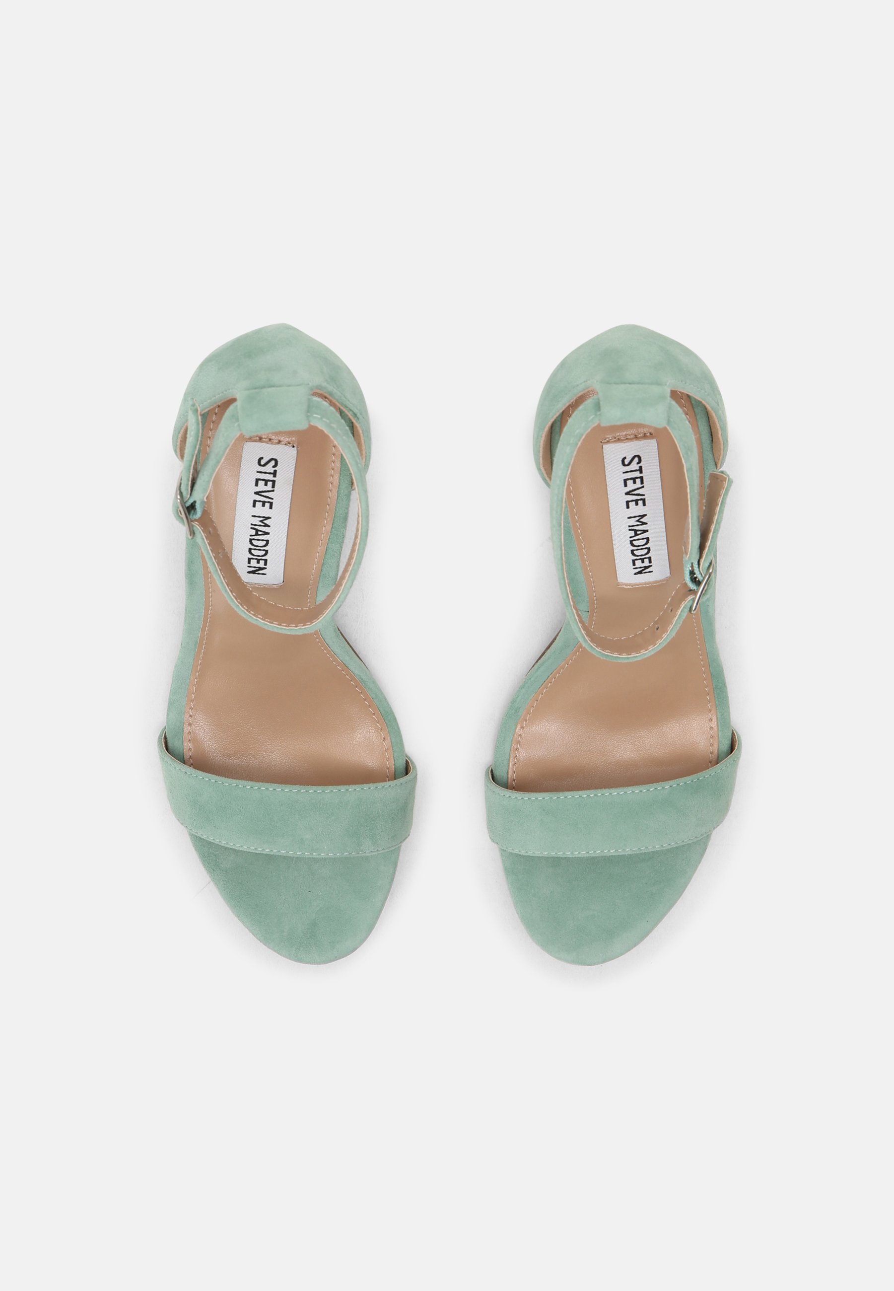adidas women's adilette cloudfoam plus sandals