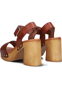 Red-Rag MAAT - Clogs - cognac