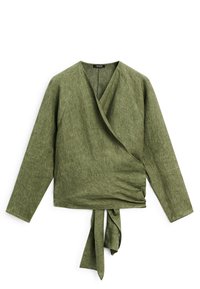 Haut wrap en olive, à manches longues, avec un décolleté en V bas et une taille nouée, fabriqué dans un tissu texturé. Convient pour un port décontracté ou semi-formel.