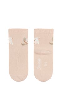 Rosa Socken mit weichem Material, die mit gestickten weißen Vögeln und grünen Blättern verziert sind, gerippten Bündchen und subtilen Details in der Nähe der Zehen.