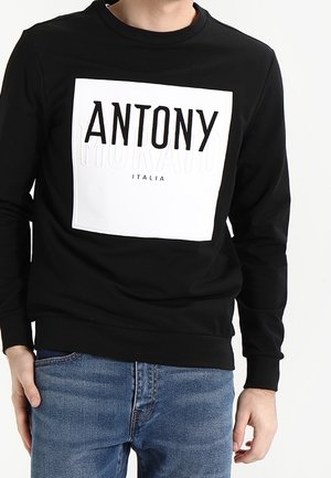 Sweater - black