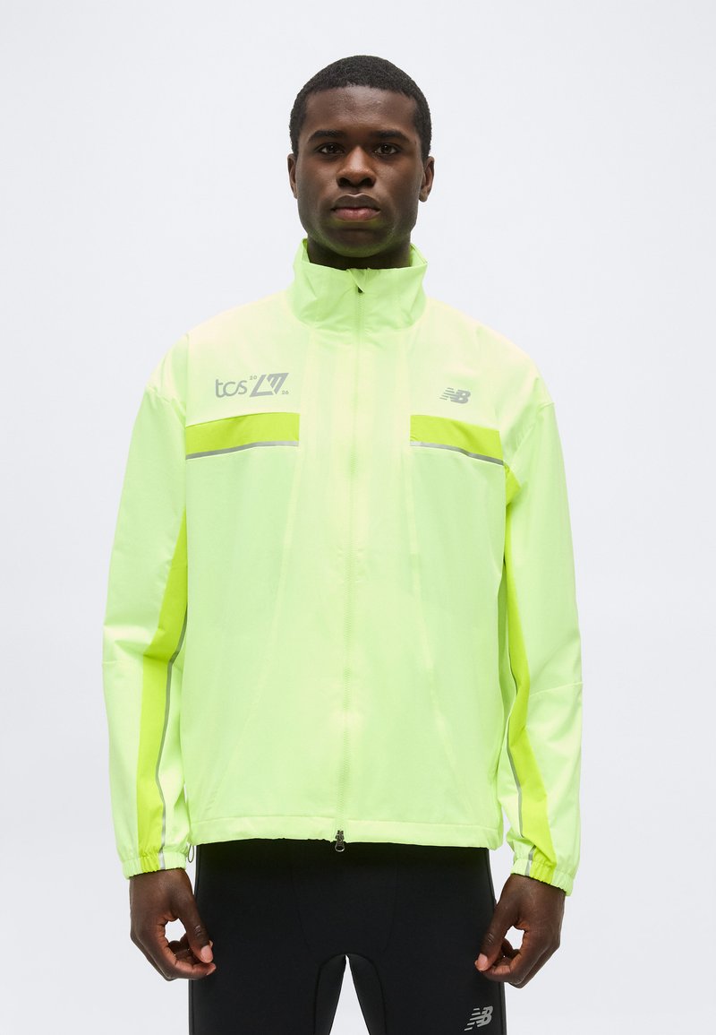 New Balance LONDON EDITION MARATHON JACKET - Větrovka - afterglow